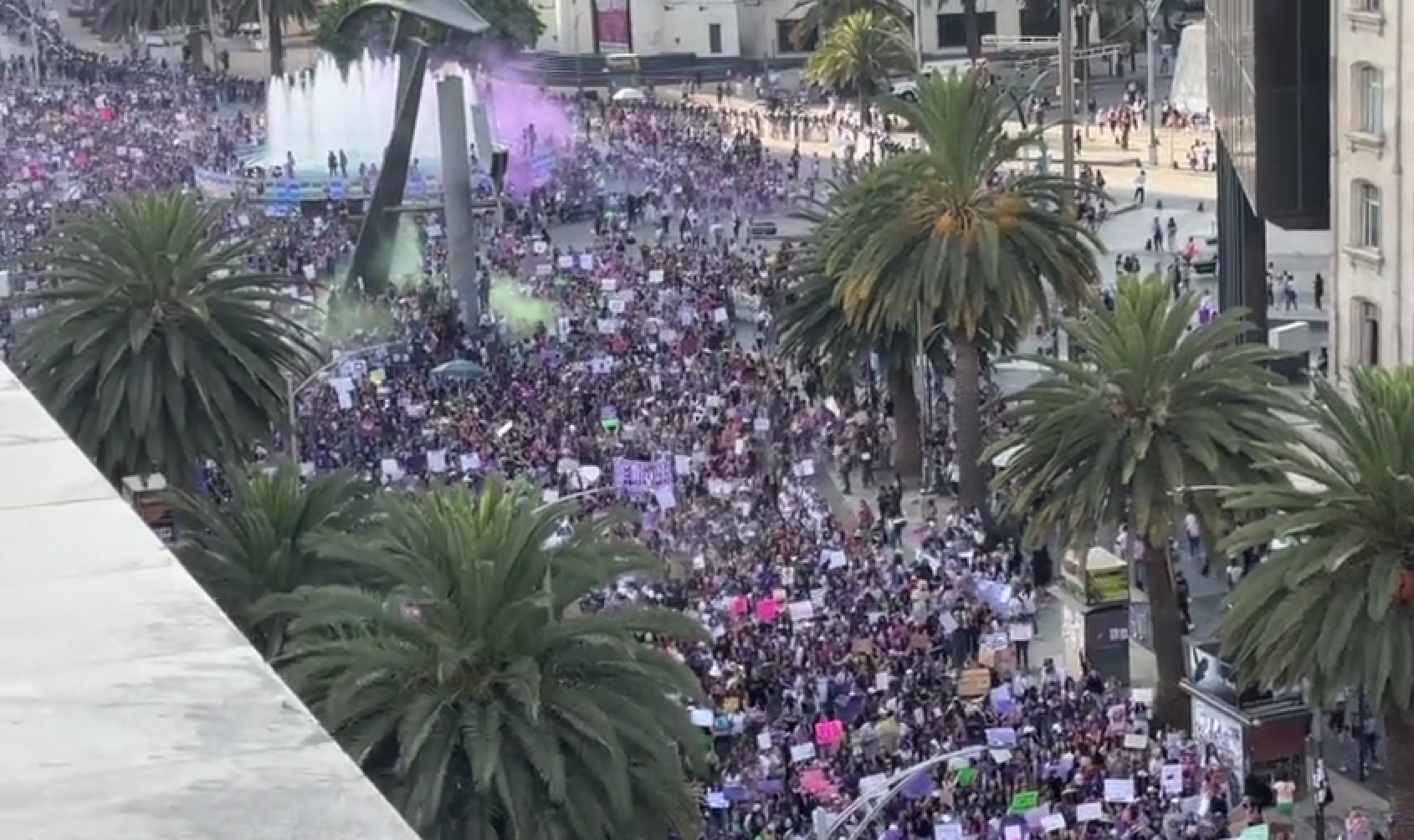 Se Pint De Morado La Cdmx Por Marchas En Conmemoraci N Del D A