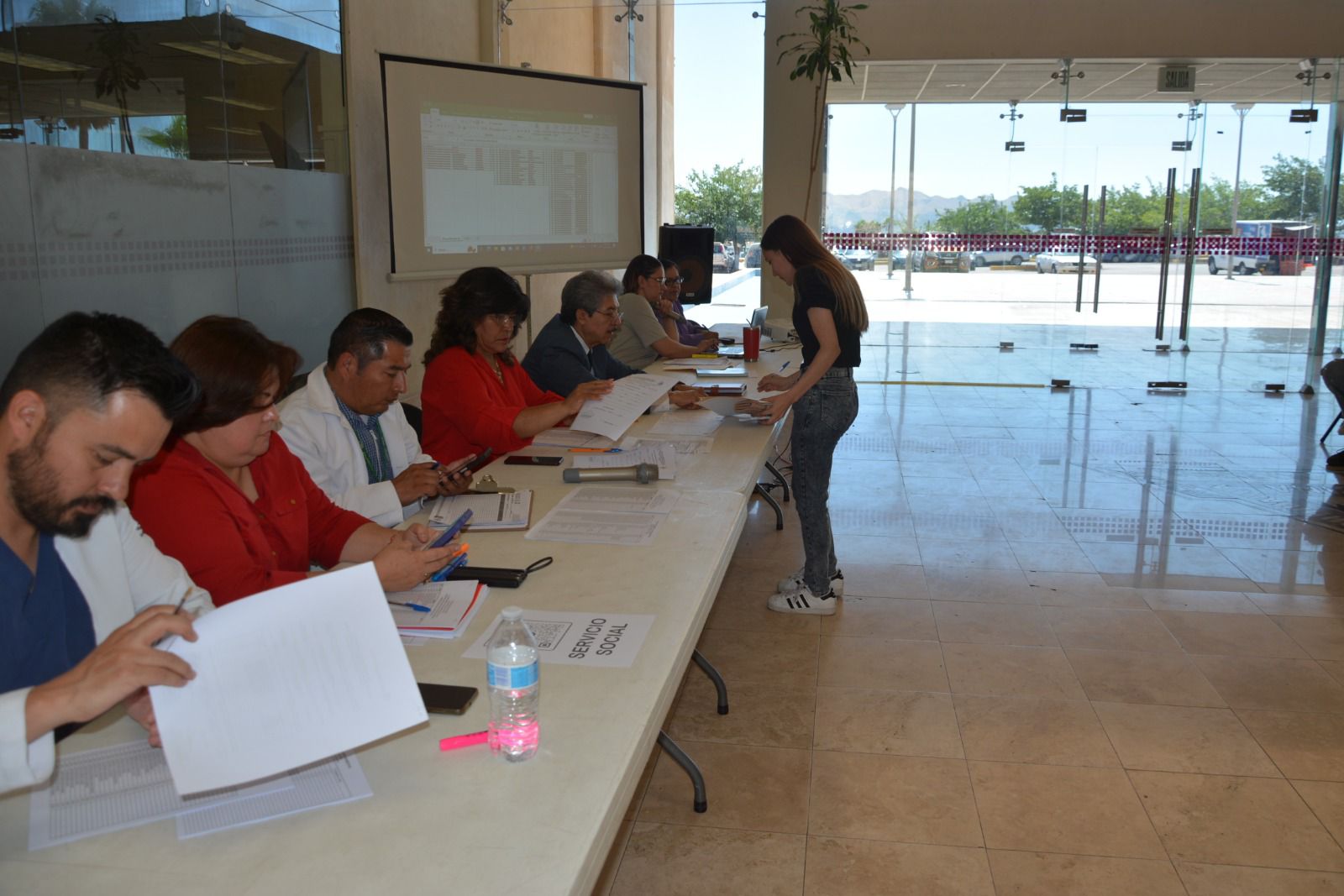 Entregan En La Facultad De Medicina De La Uach Plazas Para El