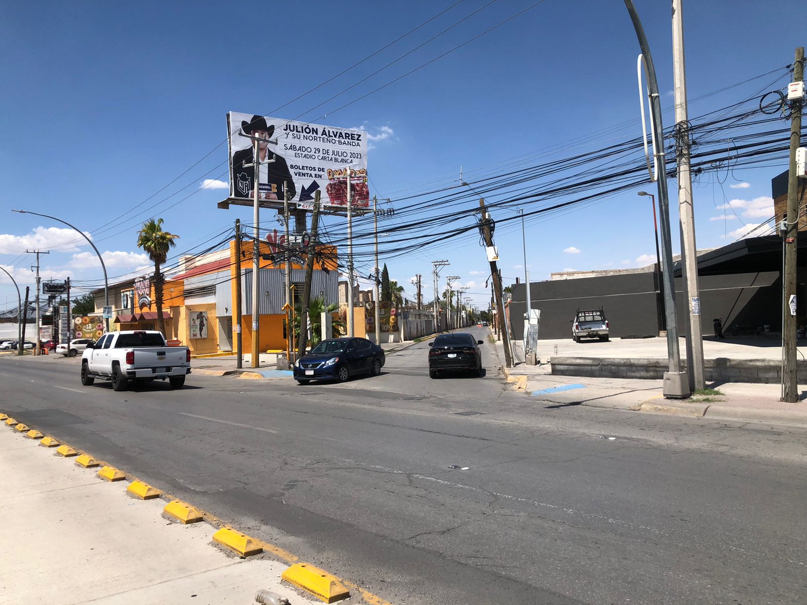 ¡Maneja con precaución! Hundimiento en Gómez Morín y Primavera